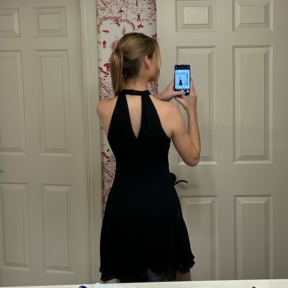 Express Mini Dress (O, Black) - Picture 4 of 5